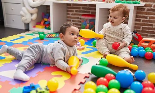 Bébés en crèche