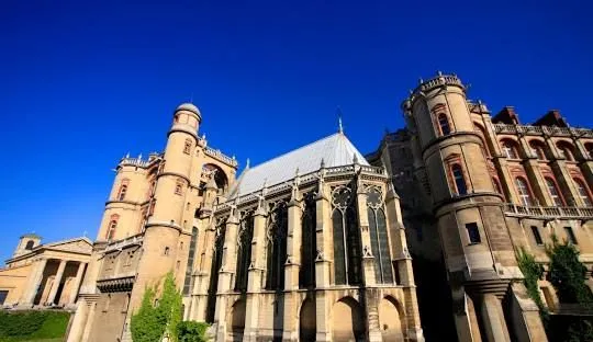 Crèches à Saint-Germain-en-Laye : Offrez à votre enfant un accueil adapté