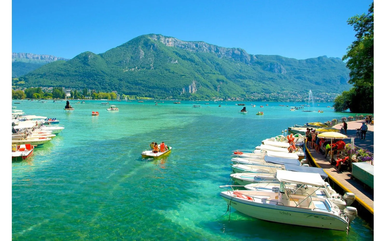 Crèche à Annecy : trouvez une place disponible pour votre enfant